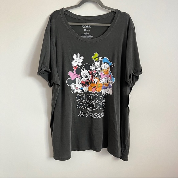 torrid Tops - Torrid Mickey Mouse & Friends Short Roll Sleeve Graphic Tee-Size Size 3X-NWT